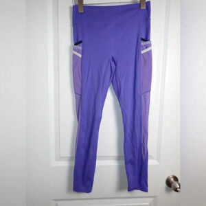 Fabletics Trinity Motion365 Mid-Rise 7/8 Leggings in Electric Violet/Powder Blue